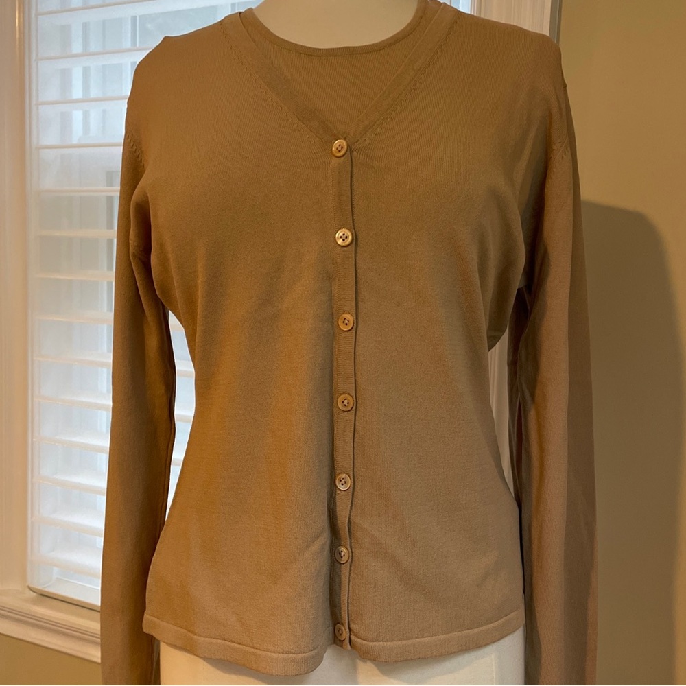 Karen Kane Lifestyle Twin v neck cardigan & Shell sleeveless Beige Buttons